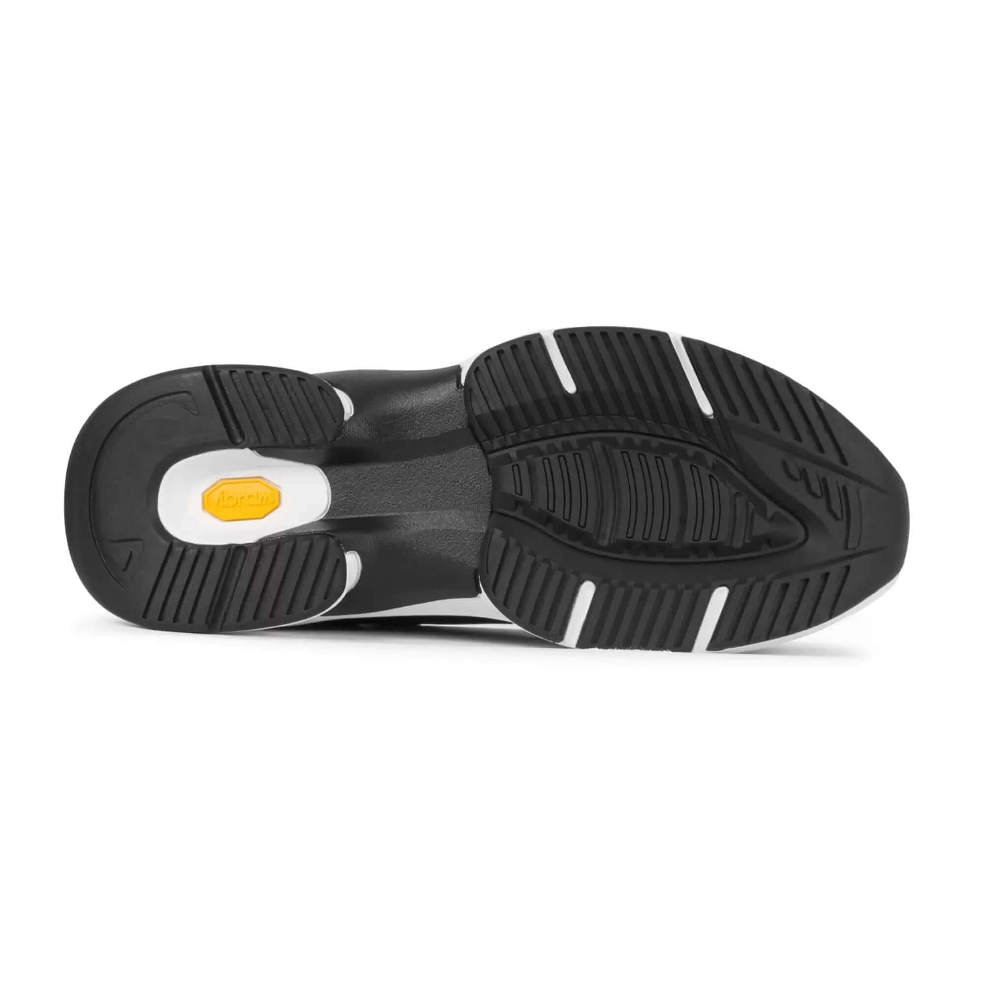 Aubin Black