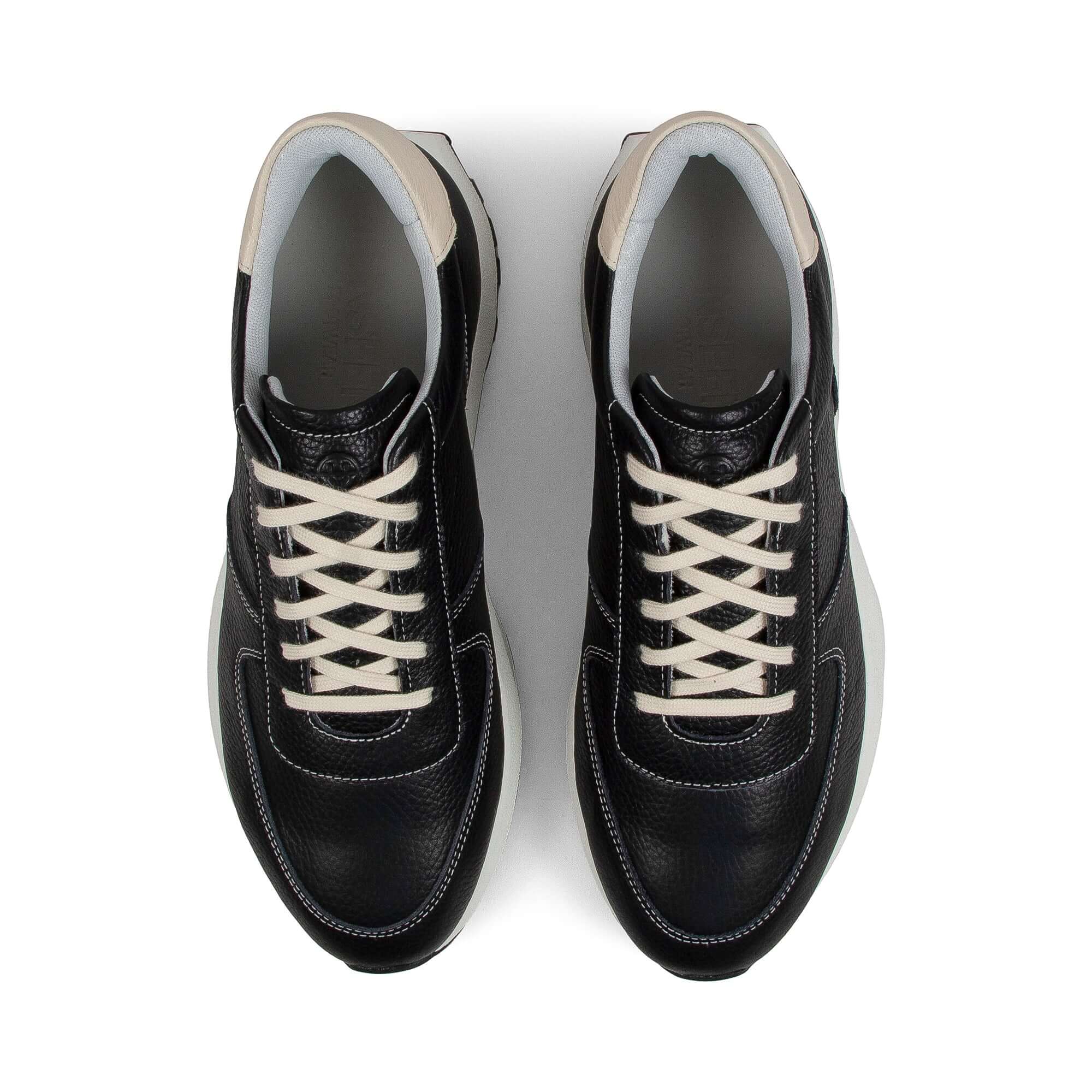 Trinity Black Womens