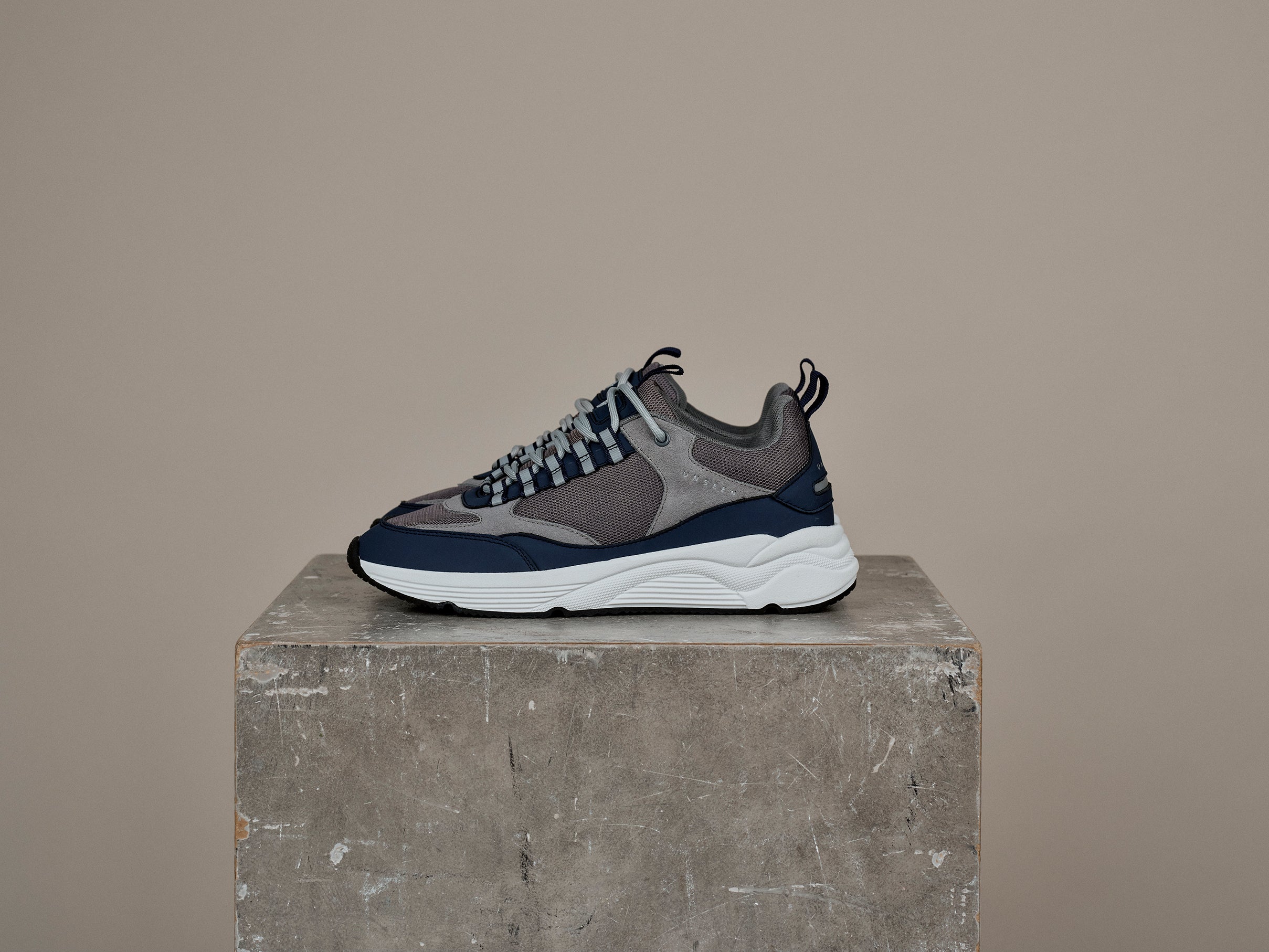 Clarn Navy/Grey/White