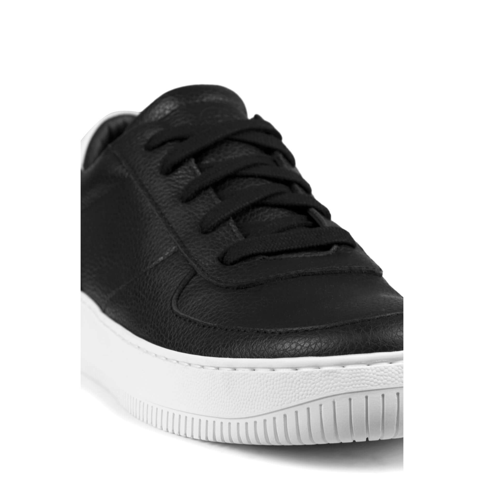 Clement Black Womens