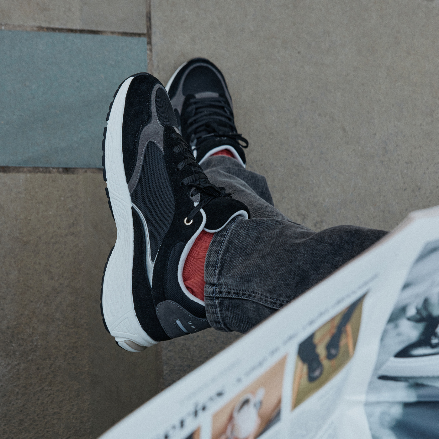 Train Black/Grey